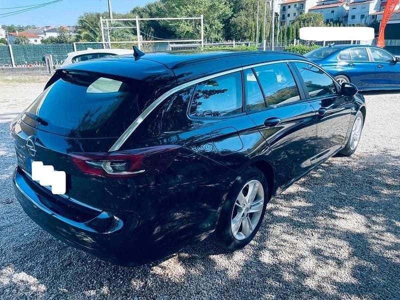 Preto Usado 2020 Opel Insignia Innovation Carrinha | € 12.900 (Preço justo) - Imagem 1/4