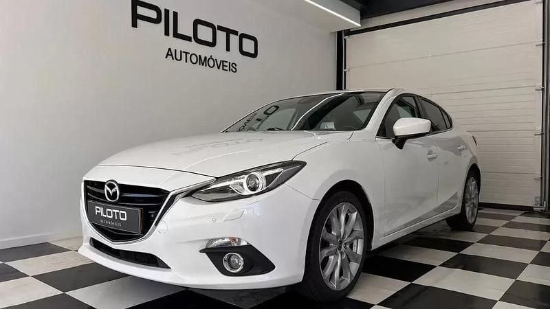Branco Usado 2017 Mazda 3 Sky Sedan | € 9.990 (Super Preço) - Imagem 1/4