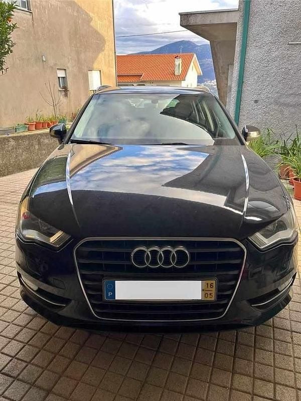 Preto Usado 2016 Audi A3 Citadino | € 14.000 (Preço justo) - Imagem 1/4