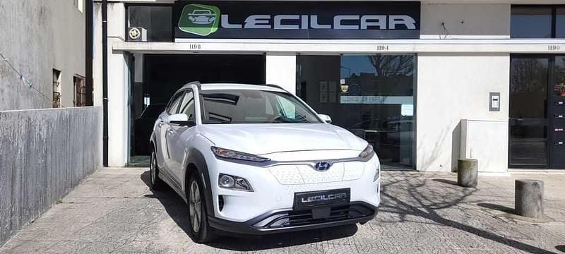 Branco Usado 2021 Hyundai Kauai SUV | € 18.500 (Bom preço) - Imagem 1/4
