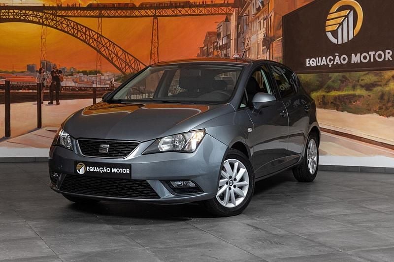 Cinza Usado 2017 Seat Ibiza Style | € 9.700 (Bom preço) - Imagem 1/4