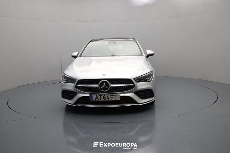Usado Mercedes GLA180 116 HP (85 kW) 2022 Cinza SUV