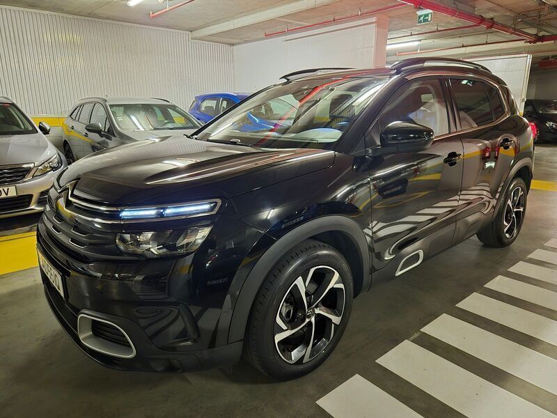 Preto Usado 2020 Citroën C5 Feel | € 16.880 - Imagem 1/4
