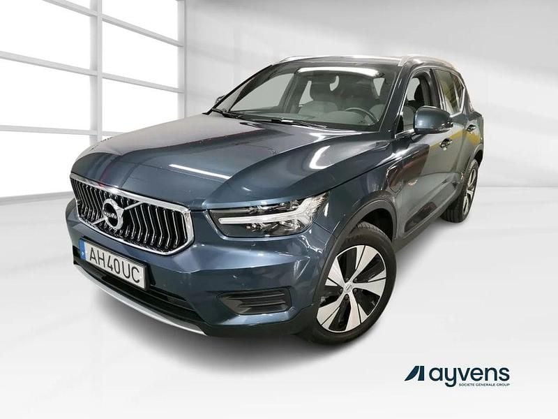 Azul Usado 2021 Volvo XC40 Inscription SUV | € 32.900 (Preço justo) - Imagem 1/4
