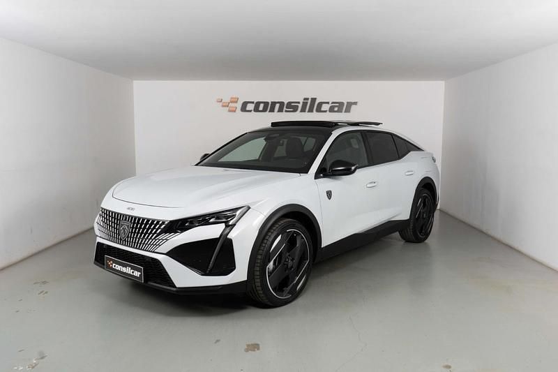 Branco Usado 2024 Peugeot 408 GT-line Sedan | € 35.980 - Imagem 1/4