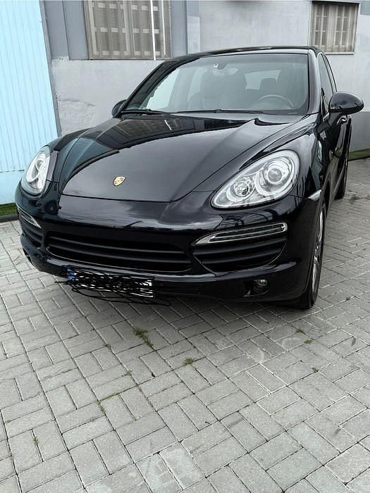 Usado 2011 Porsche Cayenne SUV | € 28.500 - Imagem 1/4