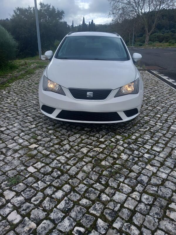 Branco Usado 2014 Seat Ibiza Business | € 14.500 - Imagem 1/4