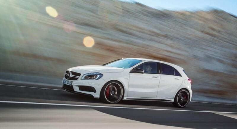 Usado Mercedes A45 AMG AMG 360 HP (264 kW) 2015 Cinzento