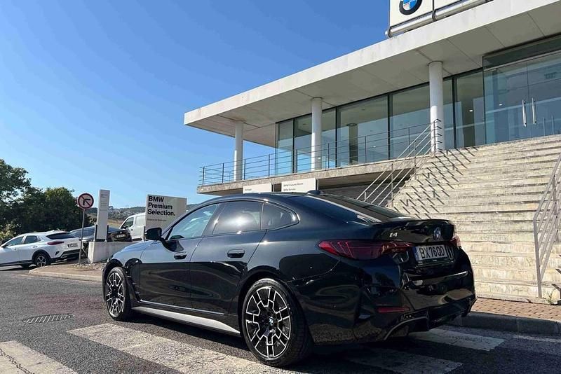 Usado BMW i4 Comfort Edition 250 kW (340 HP) 2025 Preto Sedan