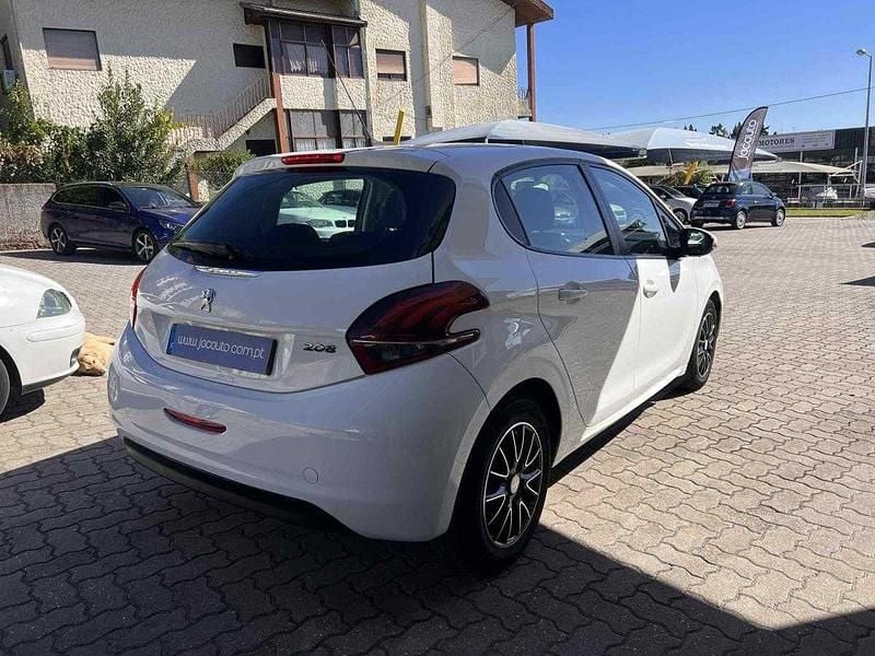 Usado Peugeot 208 68 HP (50 kW) 2014 Branco Citadino