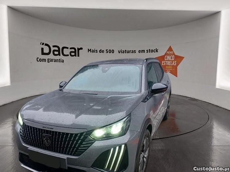 Cinza Usado 2024 Peugeot e-2008 Allure SUV | € 25.899 (Bom preço) - Imagem 1/1