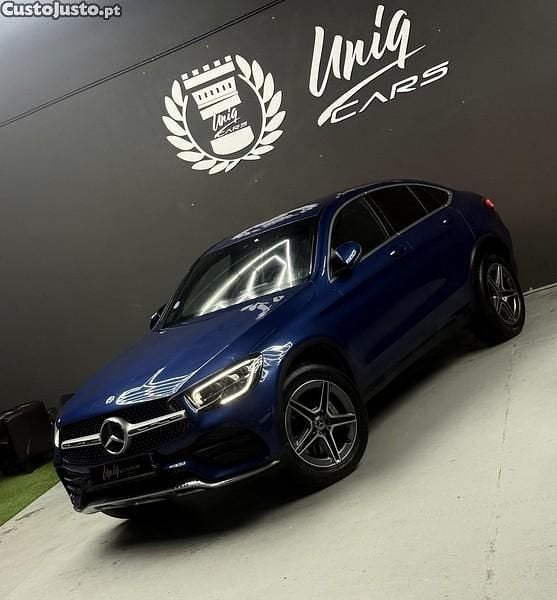 Azul Usado 2022 Mercedes GLC300 AMG SUV | € 53.999 (Preço justo) - Imagem 1/1