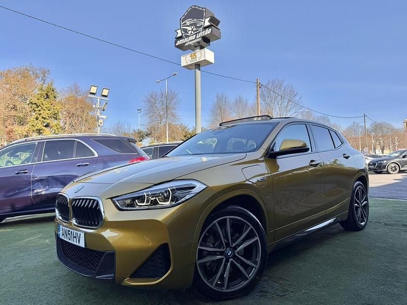 Amarelo Usado 2022 BMW X2 SUV | € 36.500 - Imagem 1/4