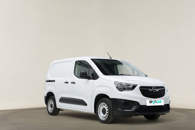 Branco Usado 2023 Opel Combo Monovolume | € 17.990 (Preço justo) - Imagem 1/4