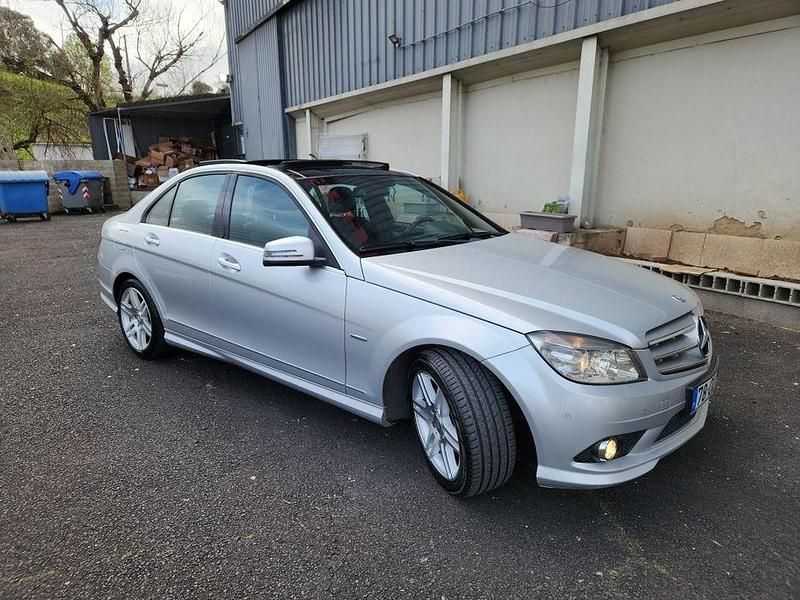 Usado Mercedes C200 AMG 135 HP (99 kW) 2010 Sedan
