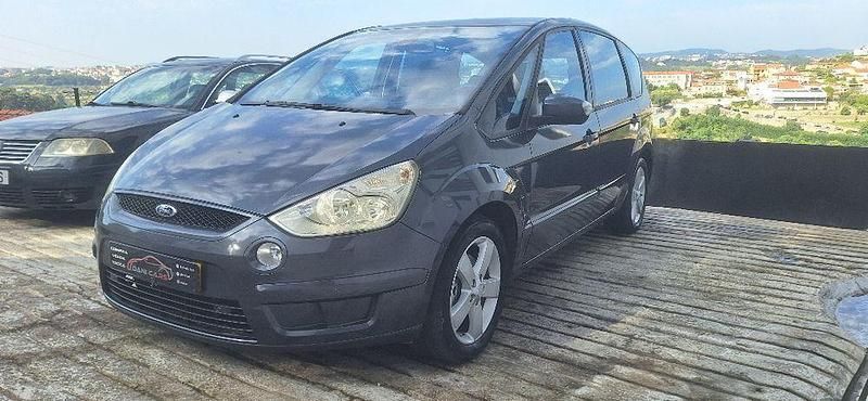 Usado Ford S-MAX S 125 HP (91 kW) 2008 Monovolume