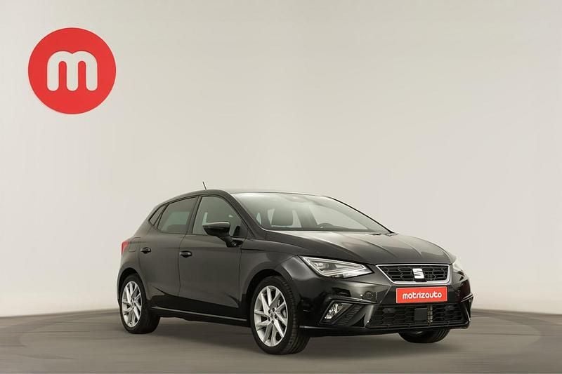 Preto Usado 2025 Seat Ibiza FR | € 19.999 (Caro) - Imagem 1/4