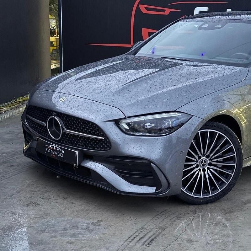 Usado Mercedes C300 AMG 265 HP (194 kW) 2023 Cinza Sedan