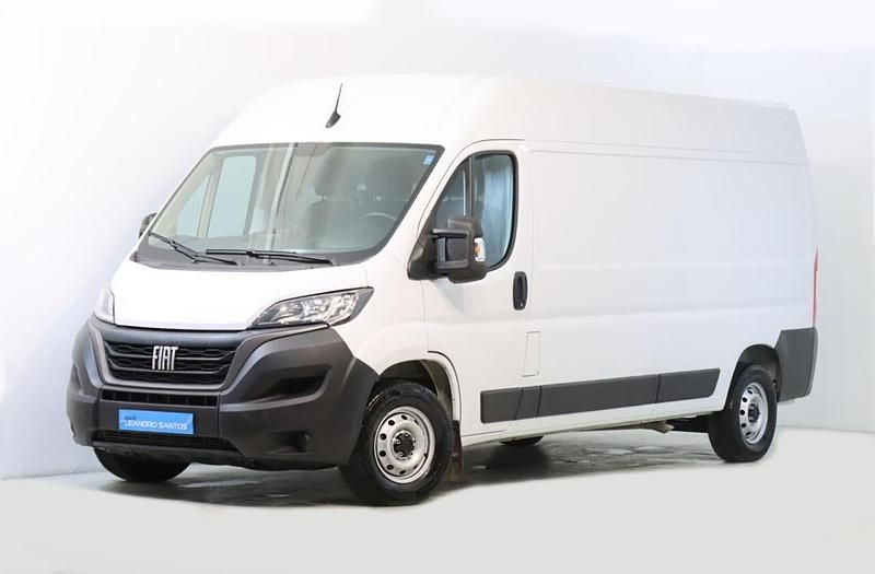 Branco Usado 2023 Fiat Ducato Van | € 24.900 (Super Preço) - Imagem 1/4