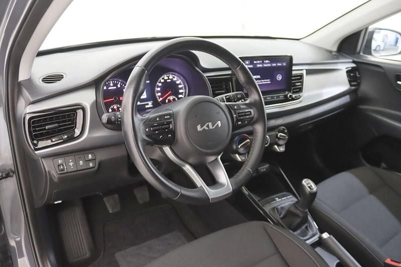 Cinzento Usado 2023 Kia Rio | € 15.450 (Preço justo) - Imagem 1/2