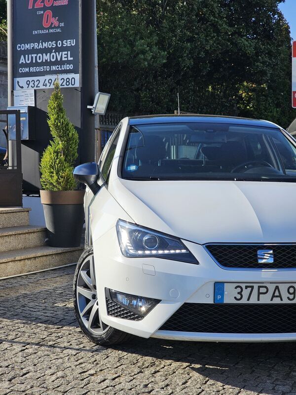 Usado Seat Ibiza FR 90 HP (66 kW) 2014 Branco