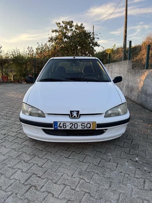Usado 2001 Peugeot 106 Citadino | € 2.500 - Imagem 1/4