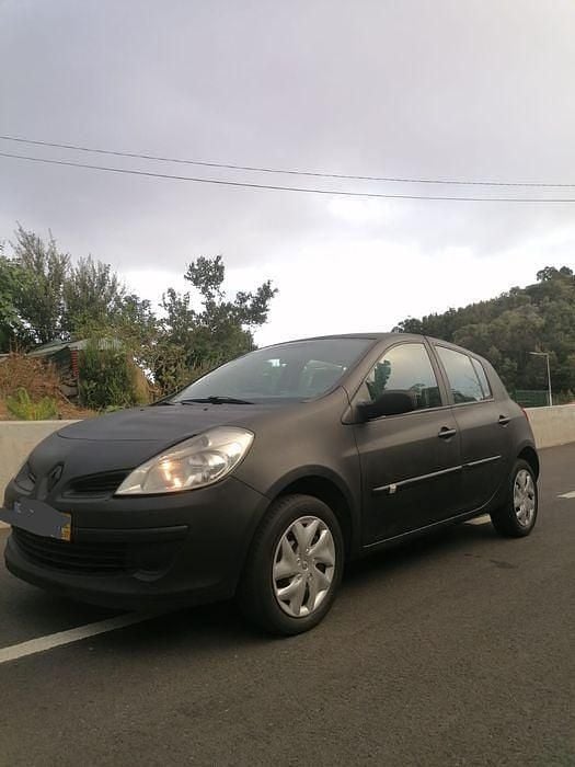 Usado 2007 Renault Clio III Sedan | € 3.800 (Preço elevado) - Imagem 1/4