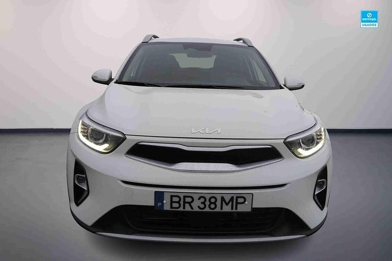 Branco Usado 2025 Kia Stonic SUV | € 19.990 (Preço justo) - Imagem 1/4