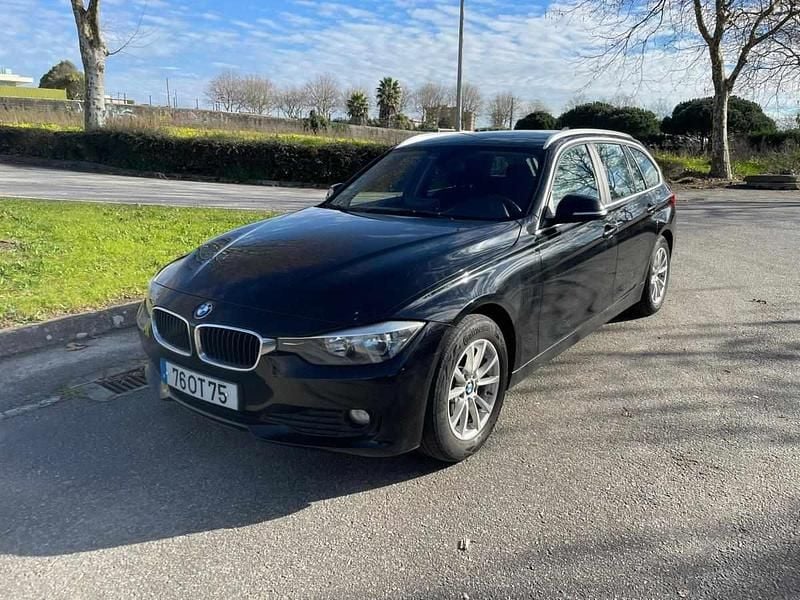 Preto Usado 2014 BMW 318 Sedan | € 12.900 (Bom preço) - Imagem 1/4