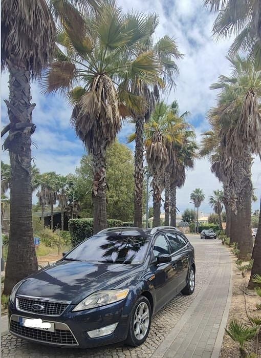 Usado 2010 Ford Mondeo Sedan | € 3.200 - Imagem 1/4