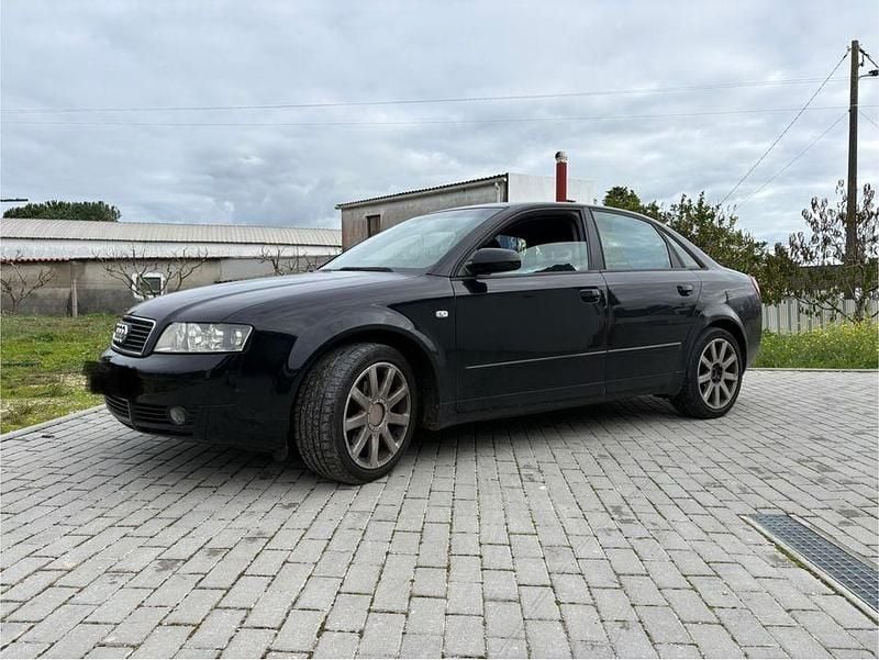 Usado 2004 Audi A4 Sedan | € 4.500 (Preço justo) - Imagem 1/4