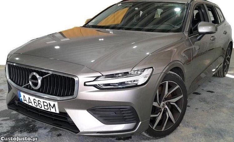 Cinza Usado 2020 Volvo V60 Momentum Carrinha | € 28.499 (Preço justo) - Imagem 1/1