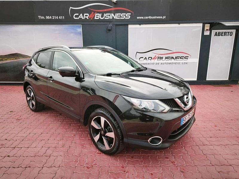 Preto Usado 2016 Nissan Qashqai N-Connecta SUV | € 15.990 (Preço justo) - Imagem 1/4