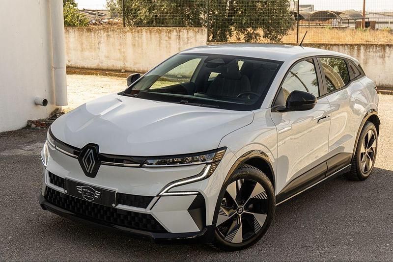 Usado 2023 Renault Mégane Equilibre Sedan | € 23.000 (Super Preço) - Imagem 1/4