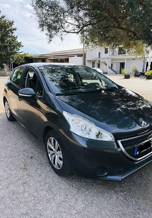 Usado 2013 Peugeot 208 Active Citadino | € 6.900 (Preço justo) - Imagem 1/4