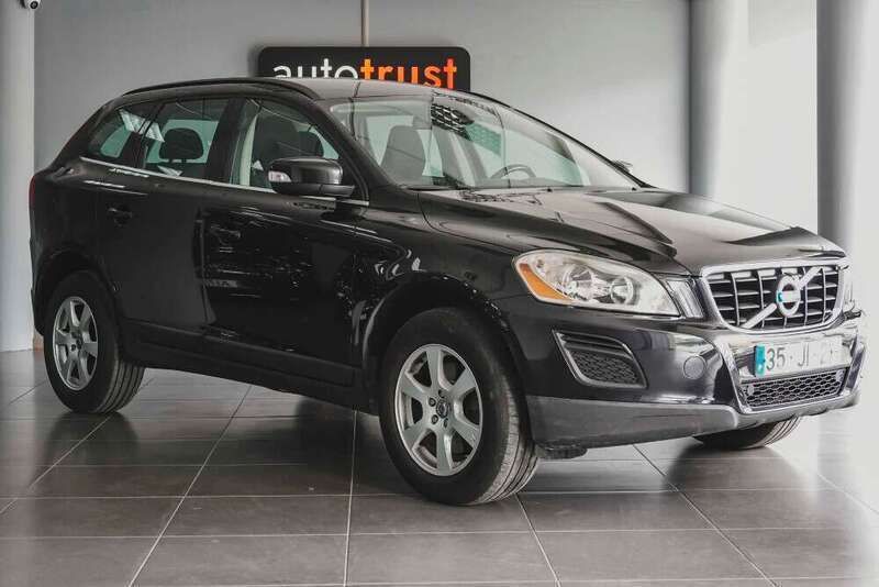 Preto Usado 2010 Volvo XC60 SUV | € 9.900 (Preço justo) - Imagem 1/4