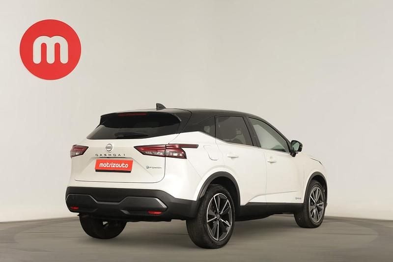 Usado Nissan Qashqai Tekna 190 HP (139 kW) 2023 Branco SUV