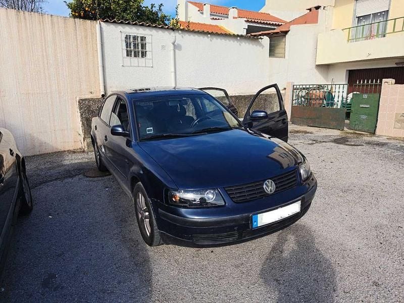 Usado 1997 VW Passat Sedan | € 3.000 (Preço elevado) - Imagem 1/4