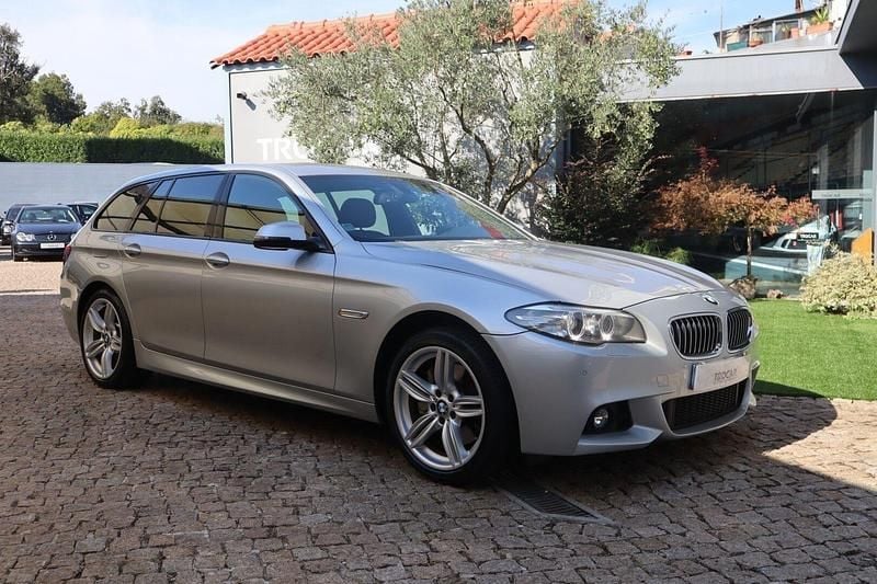 Cinza Usado 2015 BMW 525 Carrinha | € 24.950 - Imagem 1/4