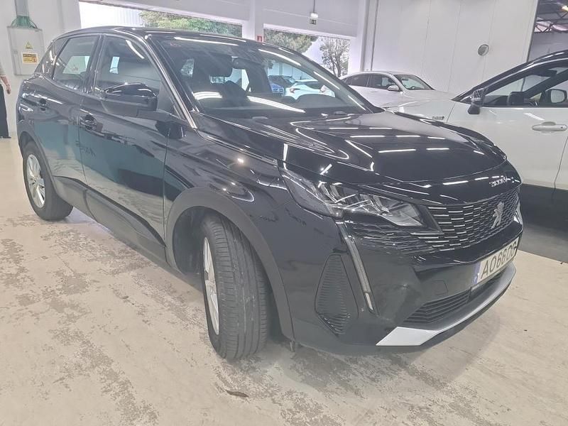 Usado Peugeot 3008 Active 130 HP (95 kW) 2022 Preto Monovolume