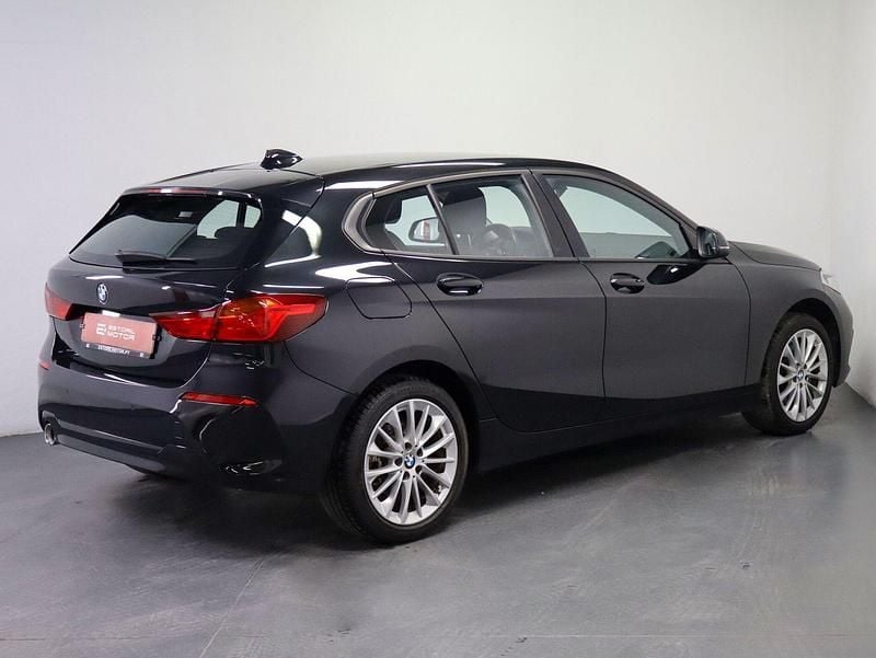 Usado BMW 116 116 HP (85 kW) 2021 Preto Citadino