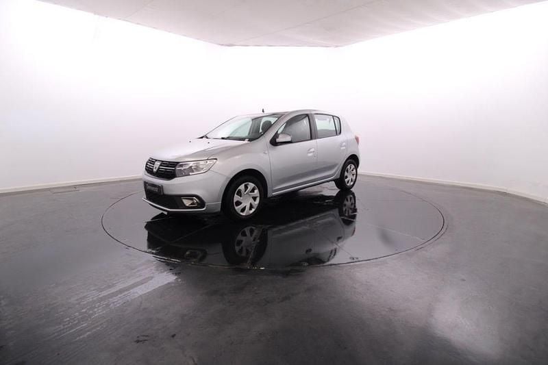 Cinzento Usado 2021 Dacia Sandero | € 16.550 - Imagem 1/4