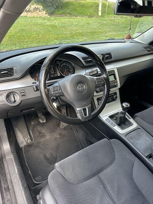 Usado VW Passat 140 HP (102 kW) 2010