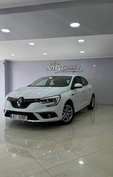 Branco Usado 2020 Renault Mégane IV Citadino | € 19.800 (Caro) - Imagem 1/4