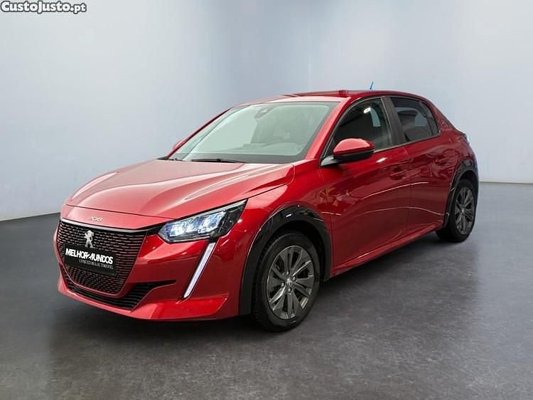 Vermelho Usado 2021 Peugeot e-208 Active Citadino | € 13.500 (Bom preço) - Imagem 1/1