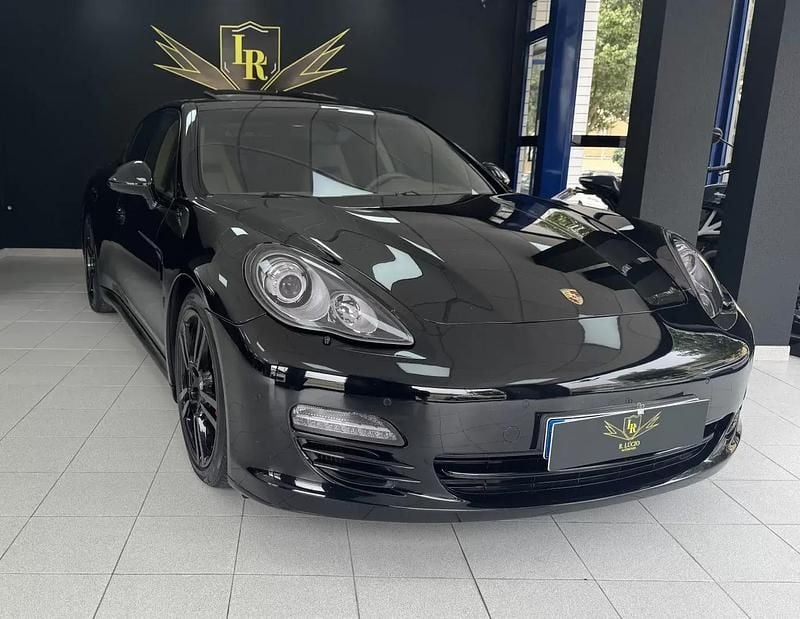 Preto Usado 2011 Porsche Panamera Sedan | € 36.000 (Preço justo) - Imagem 1/4