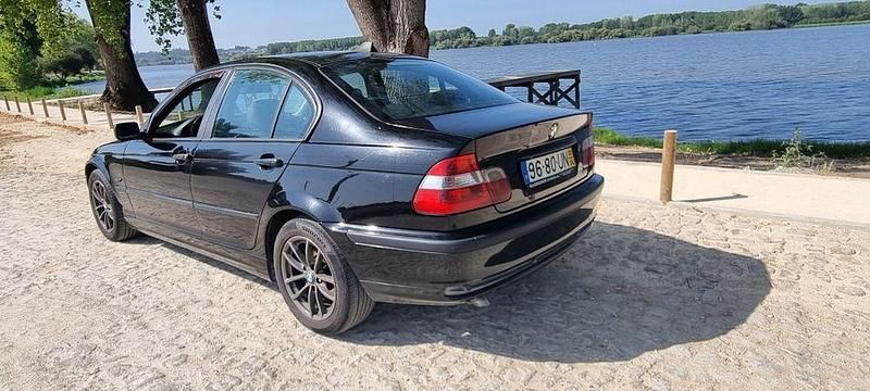 Usado 2000 BMW 320 Sedan | € 4.000 (Preço justo) - Imagem 1/4