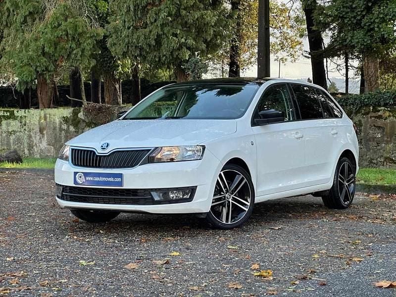 Branco Usado 2014 Skoda Rapid | € 11.490 - Imagem 1/4
