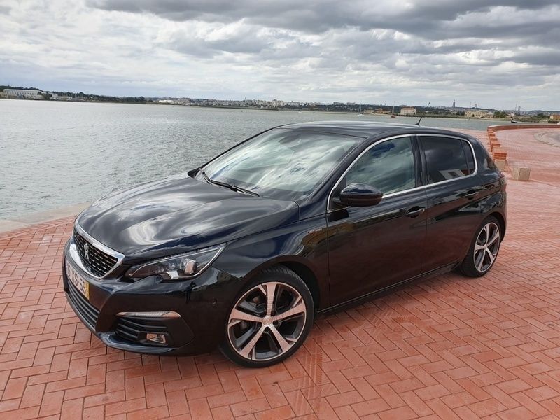 Usados 2017 Peugeot 308 1.2 Benzin 130 cv (18.550 €) Lisboa AutoUncle