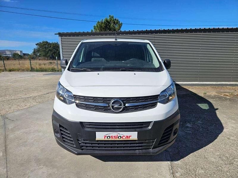 Usado Opel Vivaro Essentia 102 HP (75 kW) 2020 Branco Monovolume
